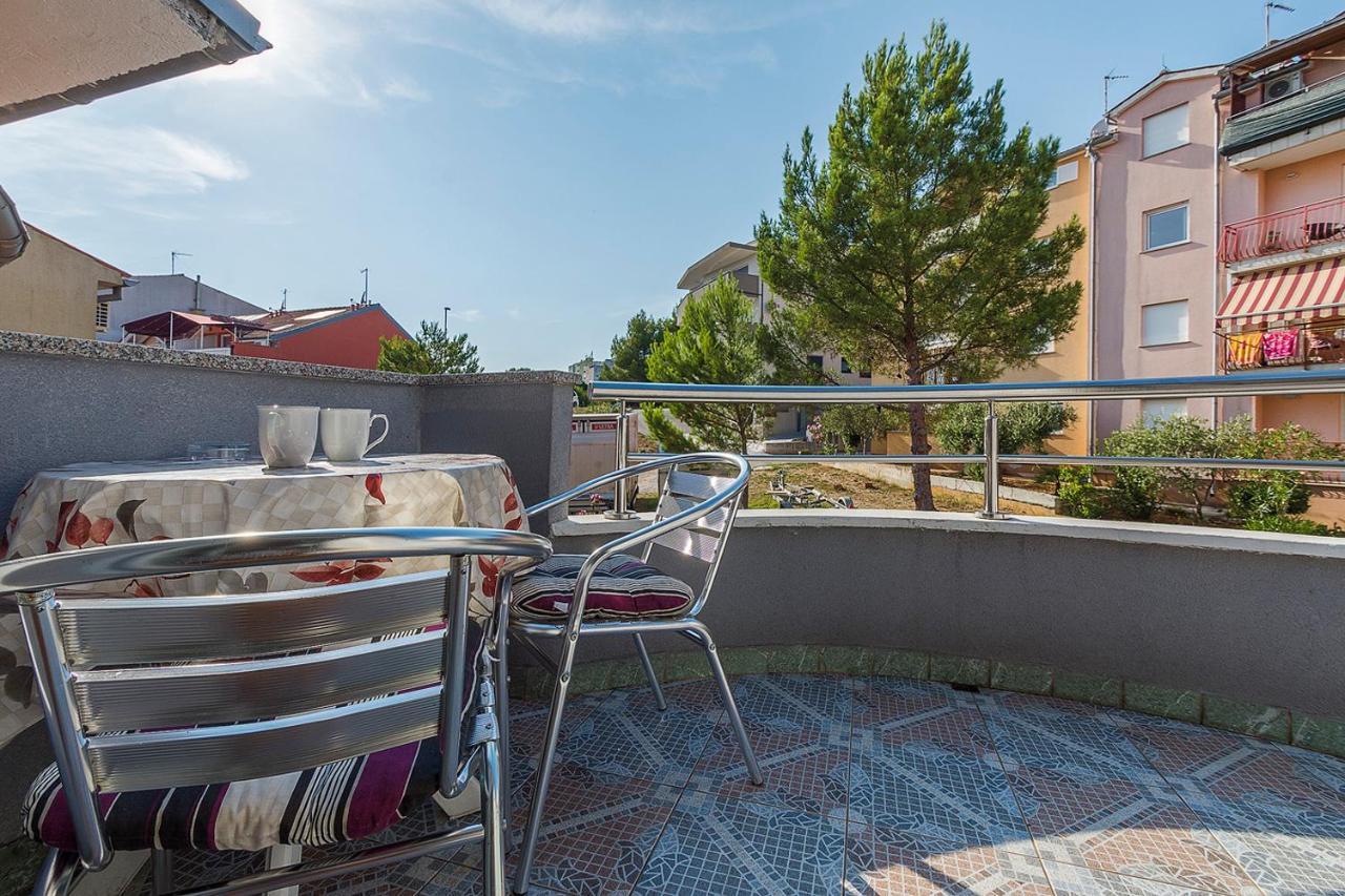 Apartman, Studio And Room Kata Pula Exterior foto
