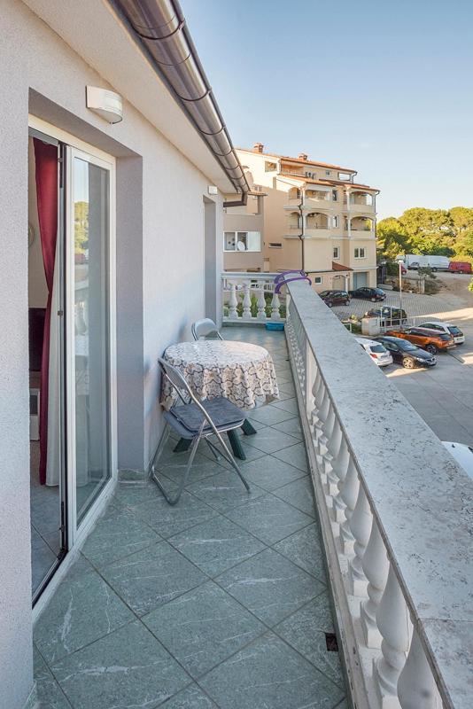 Apartman, Studio And Room Kata Pula Exterior foto
