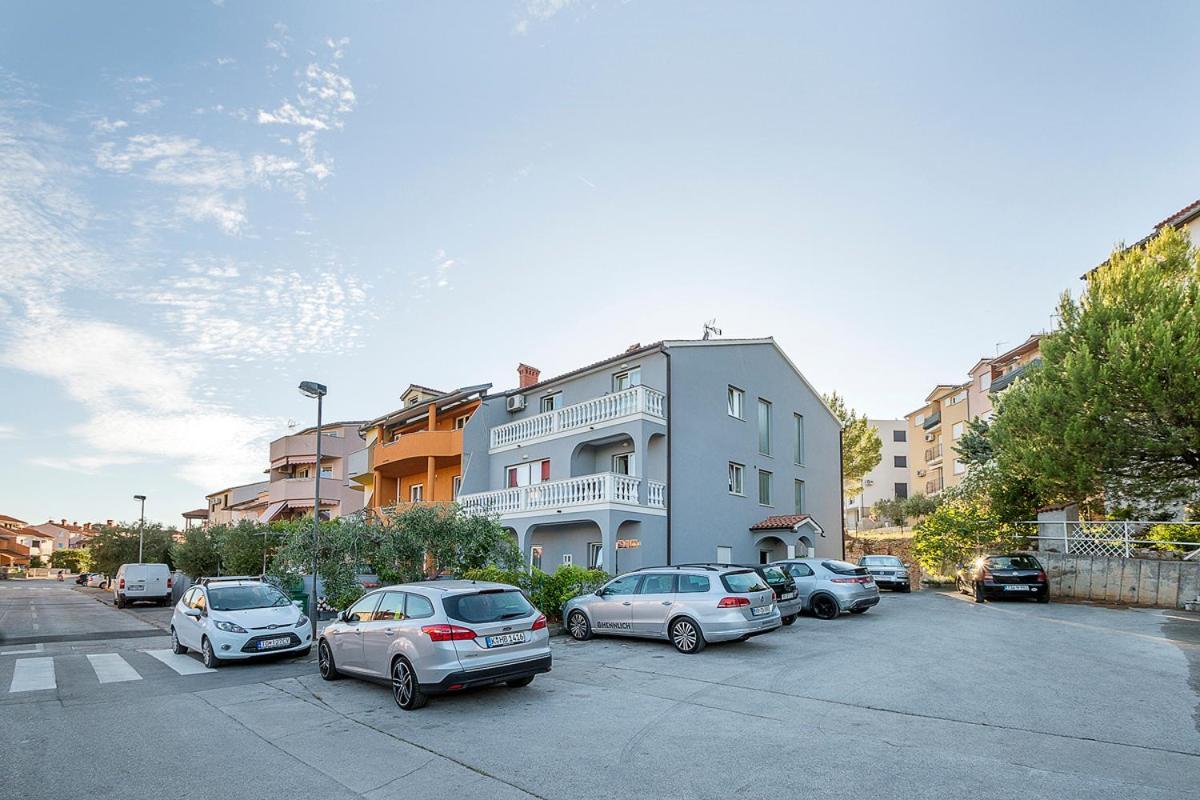 Apartman, Studio And Room Kata Pula Exterior foto
