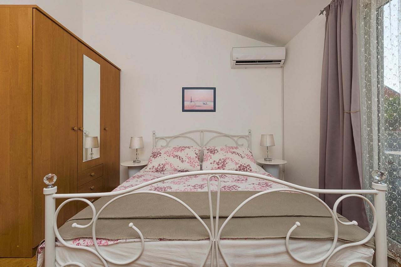 Apartman, Studio And Room Kata Pula Exterior foto